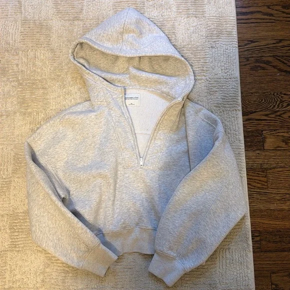 ABERCROMBIE & FITCH QUARTER ZIP CROPPED HOODIE - Picture 1 of 4